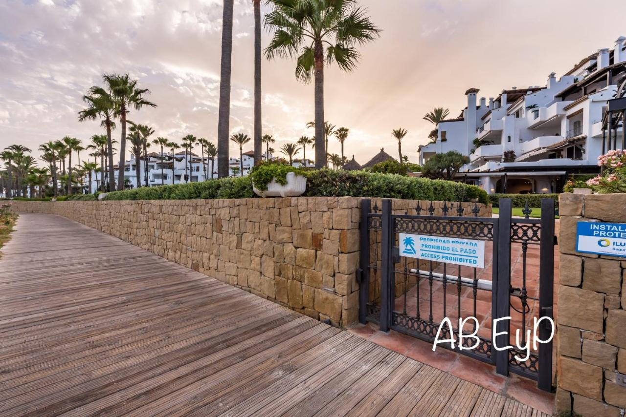 Alcazaba Beach Apartment Estepona Esterno foto